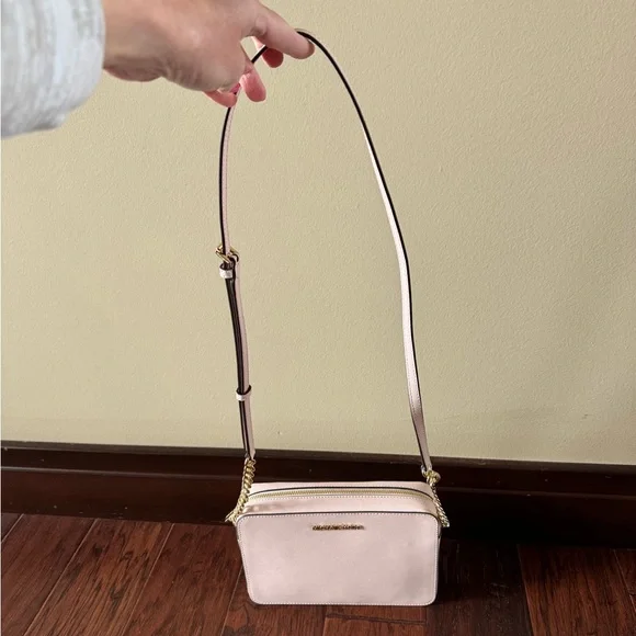Michael Kors Pink Crossbody Bag - Picture 5 of 8
